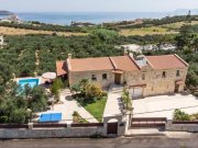 Agia Marina Kreta, Agia Marina: Fabelhafte Villa aus Stein mit herrlicher Aussicht zu verkaufen Haus kaufen